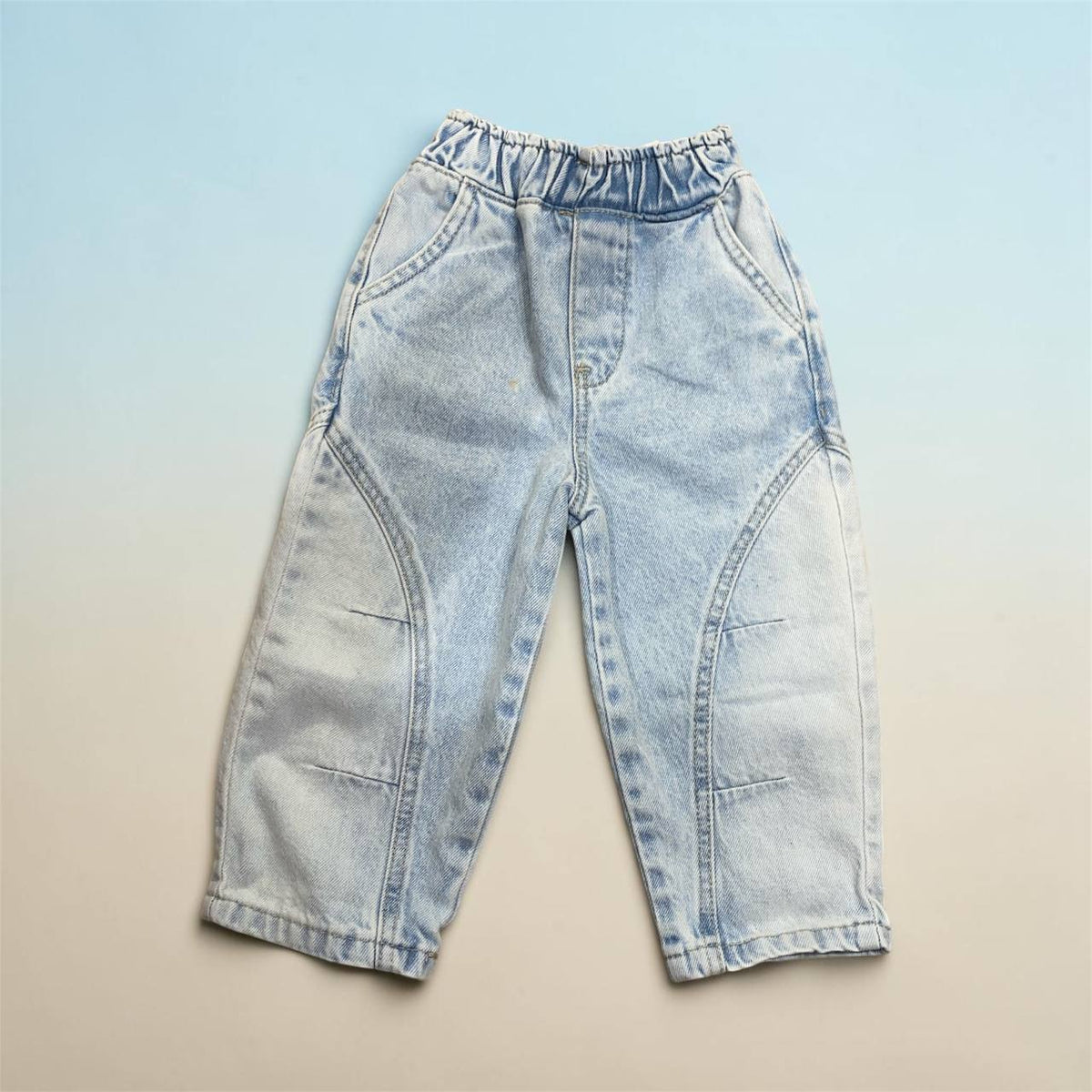 Elastic Waist Barrel Jeans