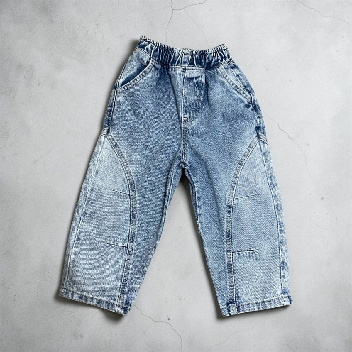 Elastic Waist Barrel Jeans